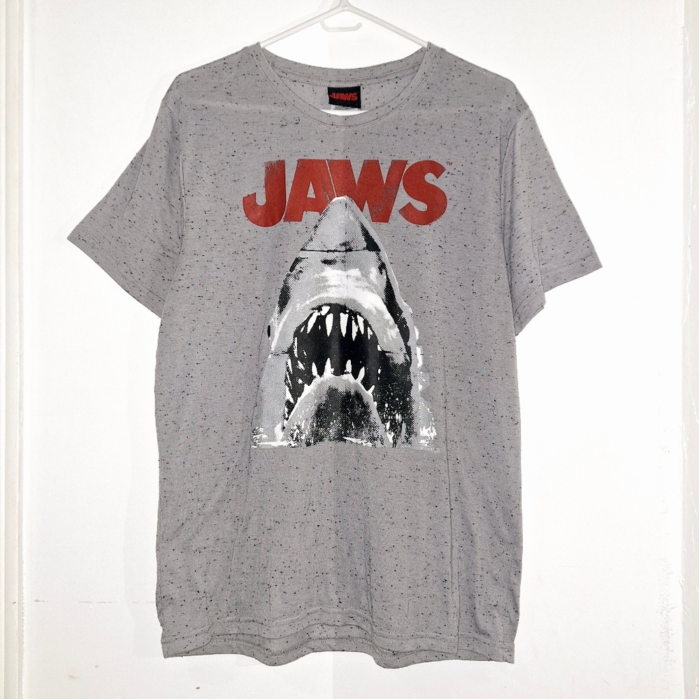 Grey JAWS Graphic T-Shirt Medium